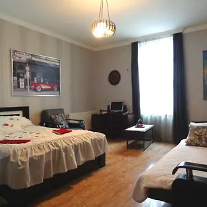 Апартаменты Guest House, Old-si